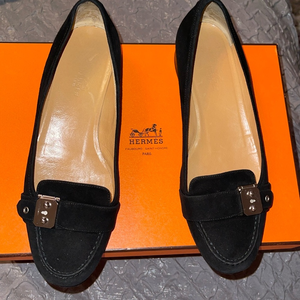 Hermes preloved loafers great condition black velvet size 38 1/2 beautiful pair